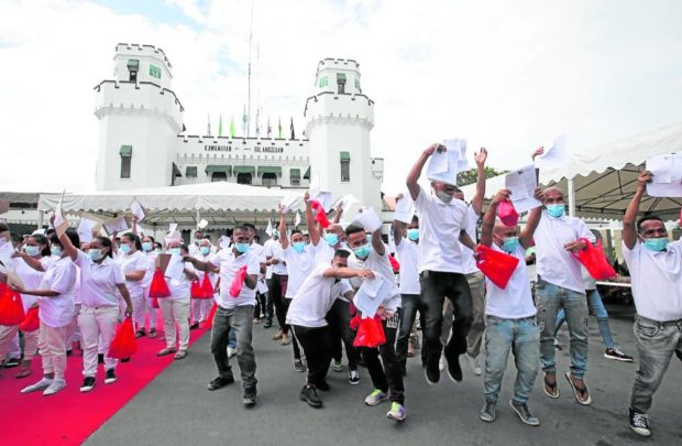 Ex-convicts jubilate as they step out of New Bilibid Prison after being released