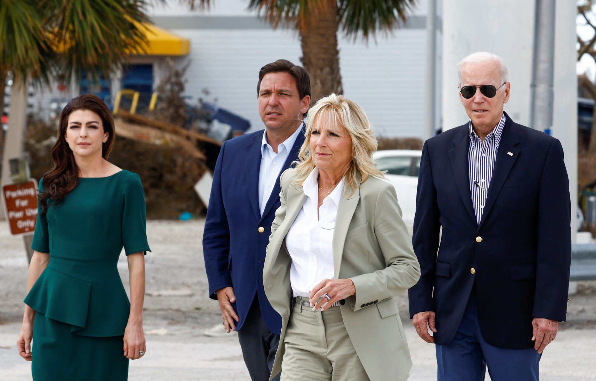 Biden, Florida's DeSantis Work 'hand-in-glove' On Hurricane Ian ...