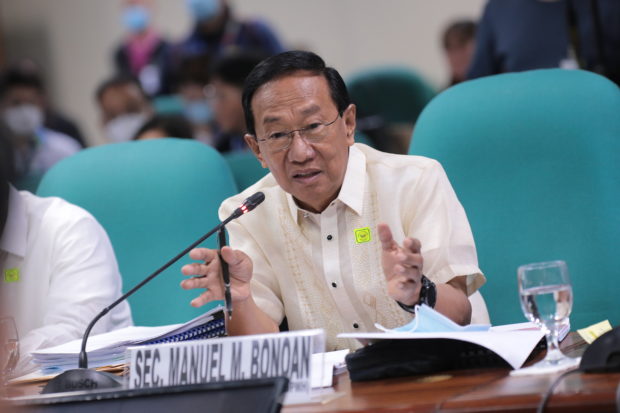 Department of Public Works and Highways (DPWH) Secretary Manuel Bonoan secured the confirmation of the Commission on Appointments (CA) on Tuesday.