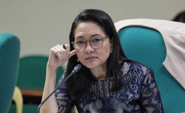 Senator Risa Hontiveros said a "soft launch" of the Maharlika Wealth Fund in the 2023 WEF is "premature" as it can make Bongbong Marcos look "amateur"