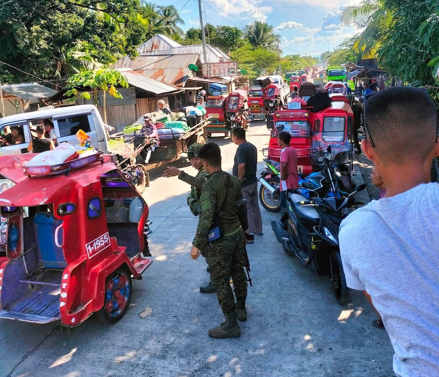 Families from two sub-villages of Barangay Sambulawan in Midsayap town, Cotabato province fled their homes when warring Moro families from both the MILF and MNLF traded bullets on Tuesday.