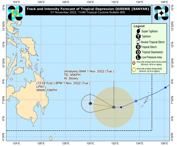 Track and intensity forecast of Tropical Depression Queenie. 