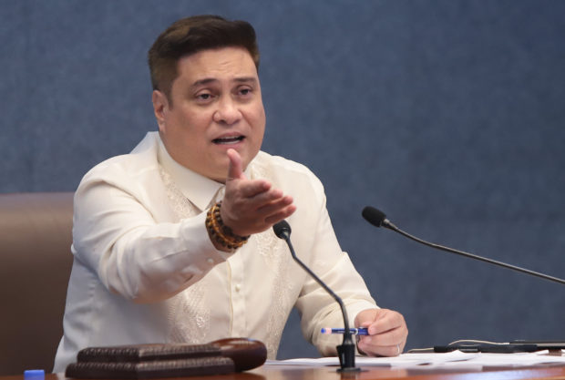 Senate President Juan Miguel Zubiri wants the retirement fund of the Armed Forces of the Philippines (AFP) to be run by the Government Service Insurance System (GSIS).