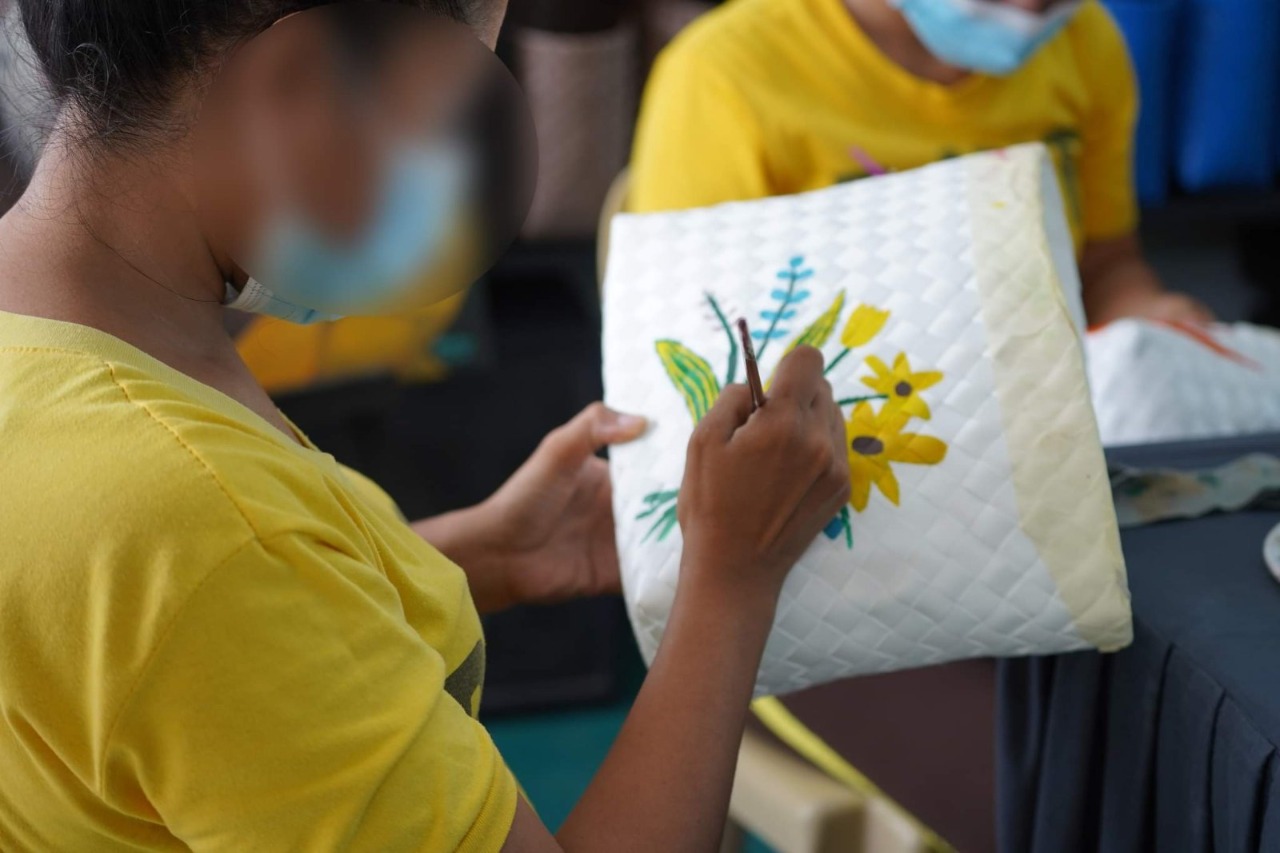 Buy products from inmates for Christmas giftgiving, BJMP urges public