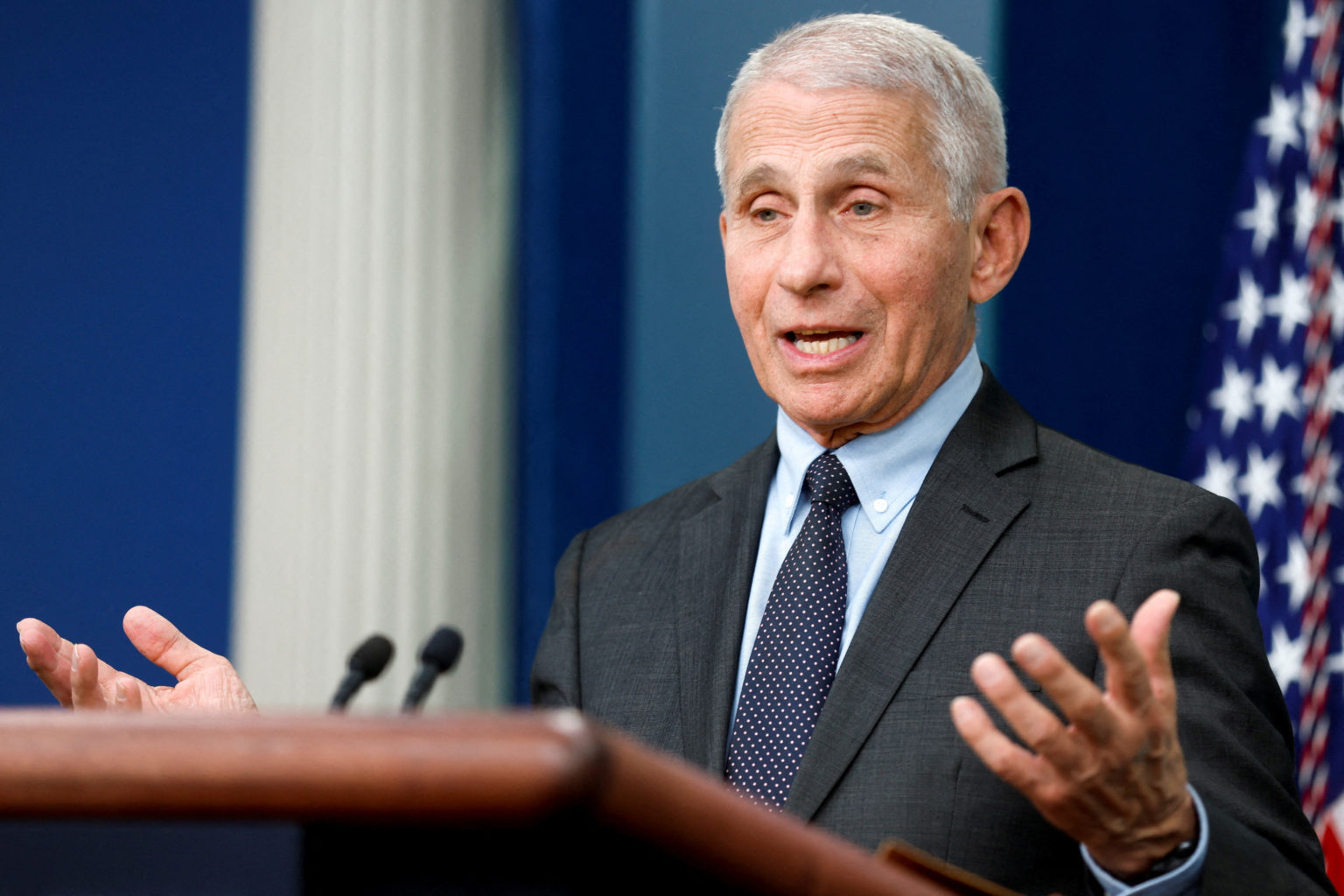 Fauci Pleads With Americans To Get COVID-19 Shot In Final White House ...