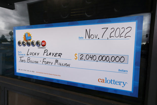 A single winning 2 Billion dollar lottery ticket was sold at Joe's Service Center in Altadena, California