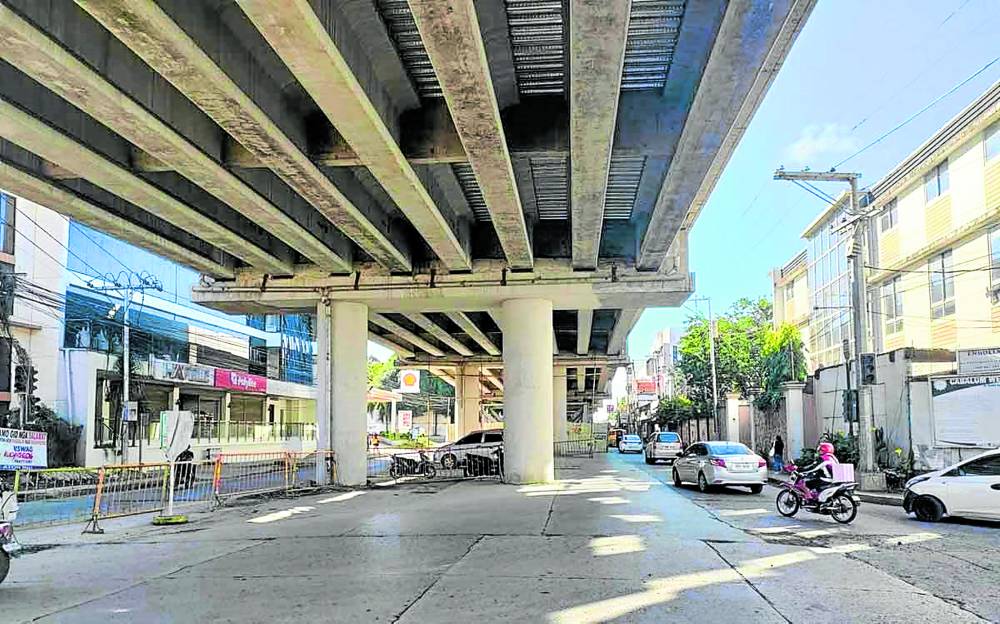 At least three foundations of the P680-million Ungka flyover have sunk just three months after it was opened to the public.