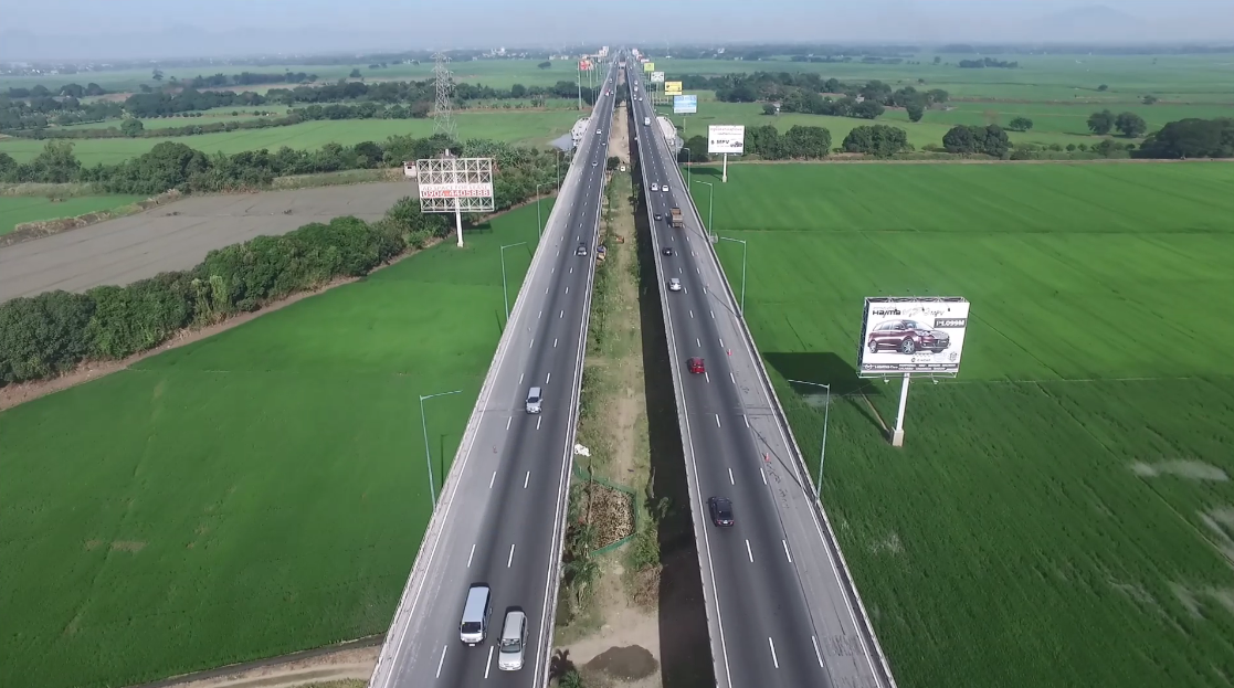 The two existing viaducts or bridges over portions of Candaba and San Simon towns in Pampanga province