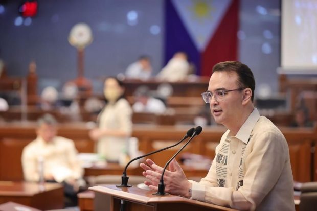 In an effort to introduce the shift from a simple national budget to a long-term plan for the country, Senator Alan Peter Cayetano has suggested that the Senate craft a scorecard that would monitor the progress of government programs and projects over the course of five years instead of just one.