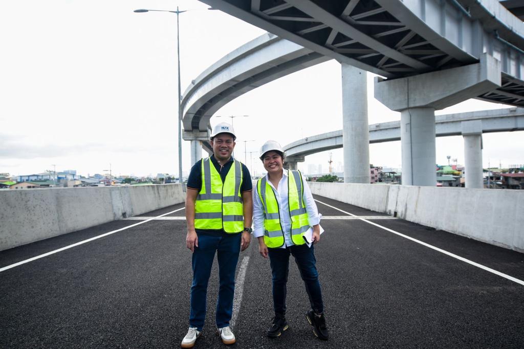 Mark Villar visits NLEX Connector project, vows to help in admin's 'Build Better More'