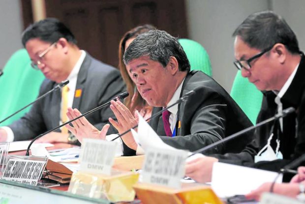 ‘WE DON’T GET A LOT OF ACQUITTALS’ Department of Foreign Affairs (DFA) Undersecretary for Migrants Workers Eduardo De Vega explains his agency’s side during a hearing by the Senate committee on migrant workers which tackled the zero acquittal rate last year in the DFA’s assistance to overseas workers convicted abroad. —NIÑO JESUS ORBETA     