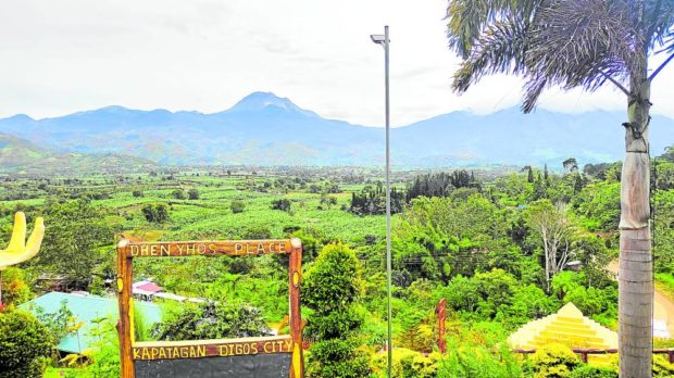 One of the resorts in Kapatagan village, in this Jan. 25 photo, offers a scenic view of Mt. Apo, the country’s highest peak, a key attraction that lures tourists to the area. STORY: Modern buses to bring tourists to resort village at foot of Mt. Apo