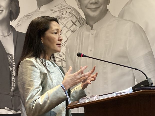 With the rise of artificial intelligence (AI), Senator Risa Hontiveros on Tuesday called upon the Department of Trade and Industry (DTI) to protect the business process outsourcing (BPO) workers who may be replaced with automated chatbots. 