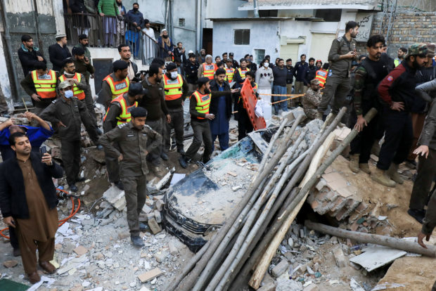 Pakistan mosque bombing