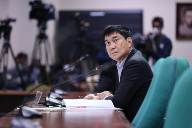 Senator Raffy Tulfo proposed to increase and expand the coverage of soldiers’ combat duty pay, lamenting that P300 a day is meager.