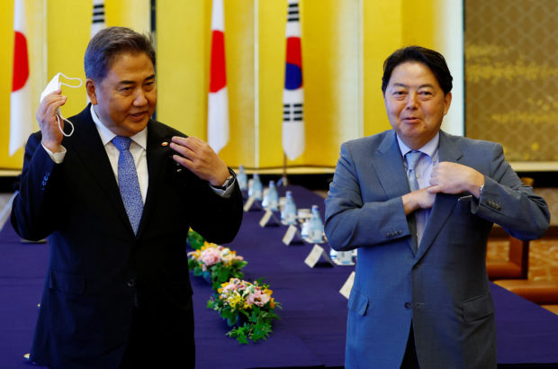 Japan and South Korea foreign ministers meet on sidelines of Munich security talks