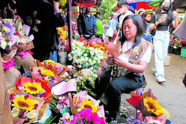 Flowers being sold in Baguio. STORY: Supply of Benguet flowers enough for Valentine’s, fest