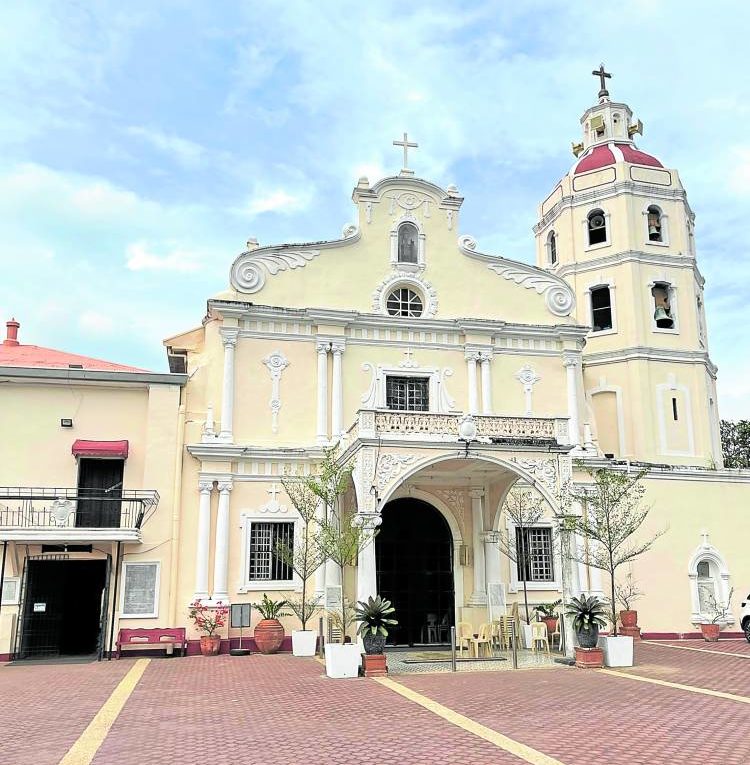 Priest has penned 901 hymns for Pampanga bamboo organ | Inquirer News