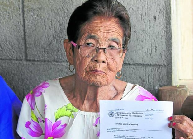 Maria Quilantang Lalu, 87, president of Malaya Lolas, wants to hear the government’s plan about the plight of her fellow survivors of wartime abuses following a UN decision on the discrimination of Filipino “comfort women.” STORY: ‘Comfort women’ rue gov’t silence on their plight