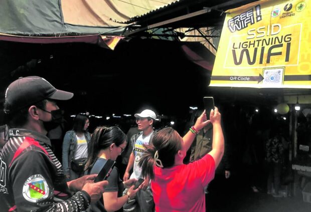 Marketgoers and vendors at the Baguio City public market can now avail of free Wi-Fi, which was installed on Sunday, in support of the PalengQR project of the Bangko Sentral ng Pilipinas, which encourages digital payments. STORY: Baguio market gets free Wi-Fi link for cashless transactions