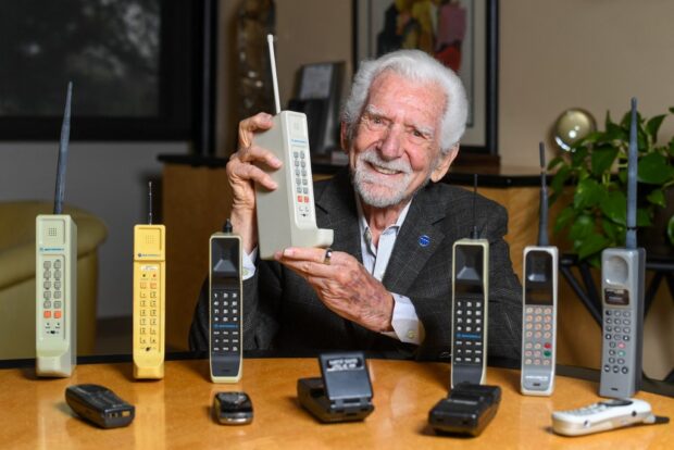 Take your eyes off your mobile phone, says inventor 50 years on