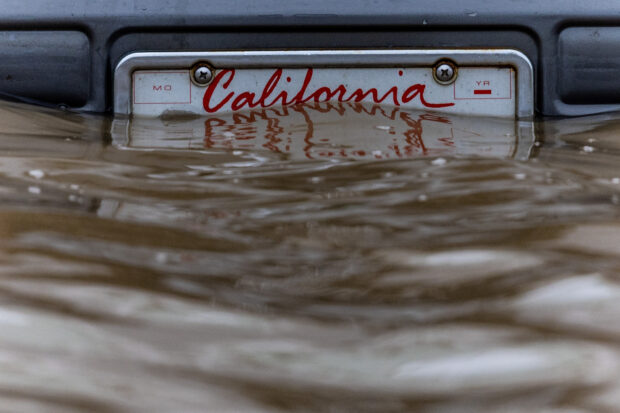 Floodwaters still inundating central California town