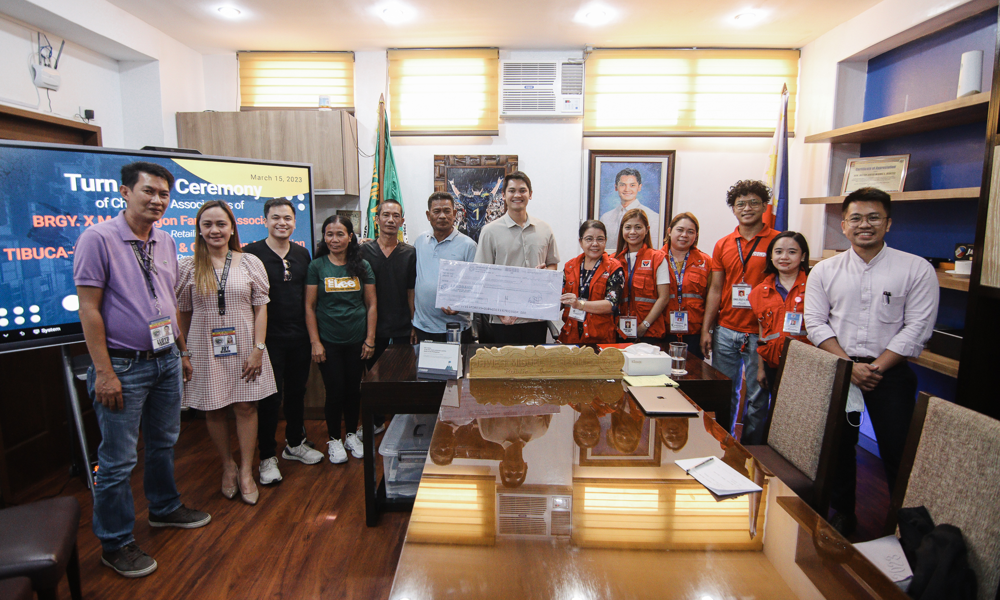 Pamana groups receive livelihood assistance from DSWD