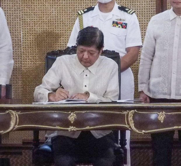 President Ferdinand Marcos Jr. has issued an executive order (EO) on the formation of an inter-agency committee, which will be tasked to address inflation and boost the country’s economy, the Presidential Communication Office (PCO) said on Sunday. 