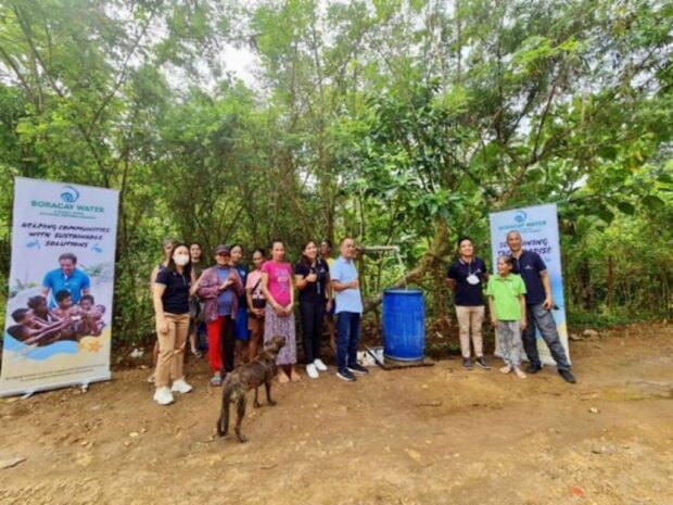 Boracay Water recently inaugurated the TPSB project, together with the Barangay Yapak Council and residents of Sitio Balinghai. Sitio Balinghai is one of the areas of Barangay Yapak that had issues with water access due to right of way disputes.
