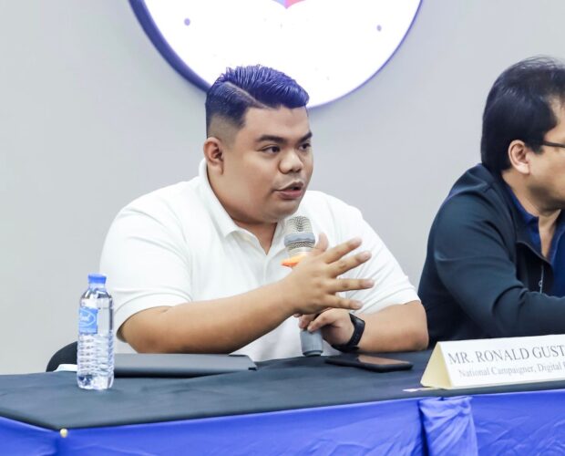 A network of digital advocates is urging the Philippine Competition Commission (PCC) to practice its oversight function as Grab Philippines pushes to monopolize the transportation sector. 