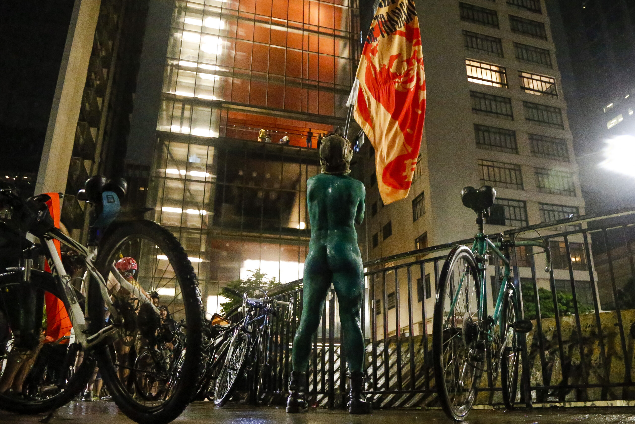 2560px x 1707px - Cyclists hit Brazil's streets nude to display their vulnerability to  traffic accidents | Inquirer News