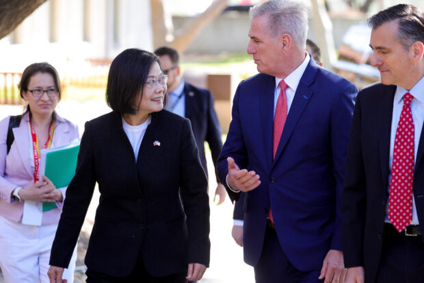 Taiwan's President Tsai Ing-wen meets the U.S. Speaker of the House Kevin McCarthy at the Ronald Reagan Presidential Library in Simi Valley, California, U.S., April 5, 2023. REUTERS/David Swanson