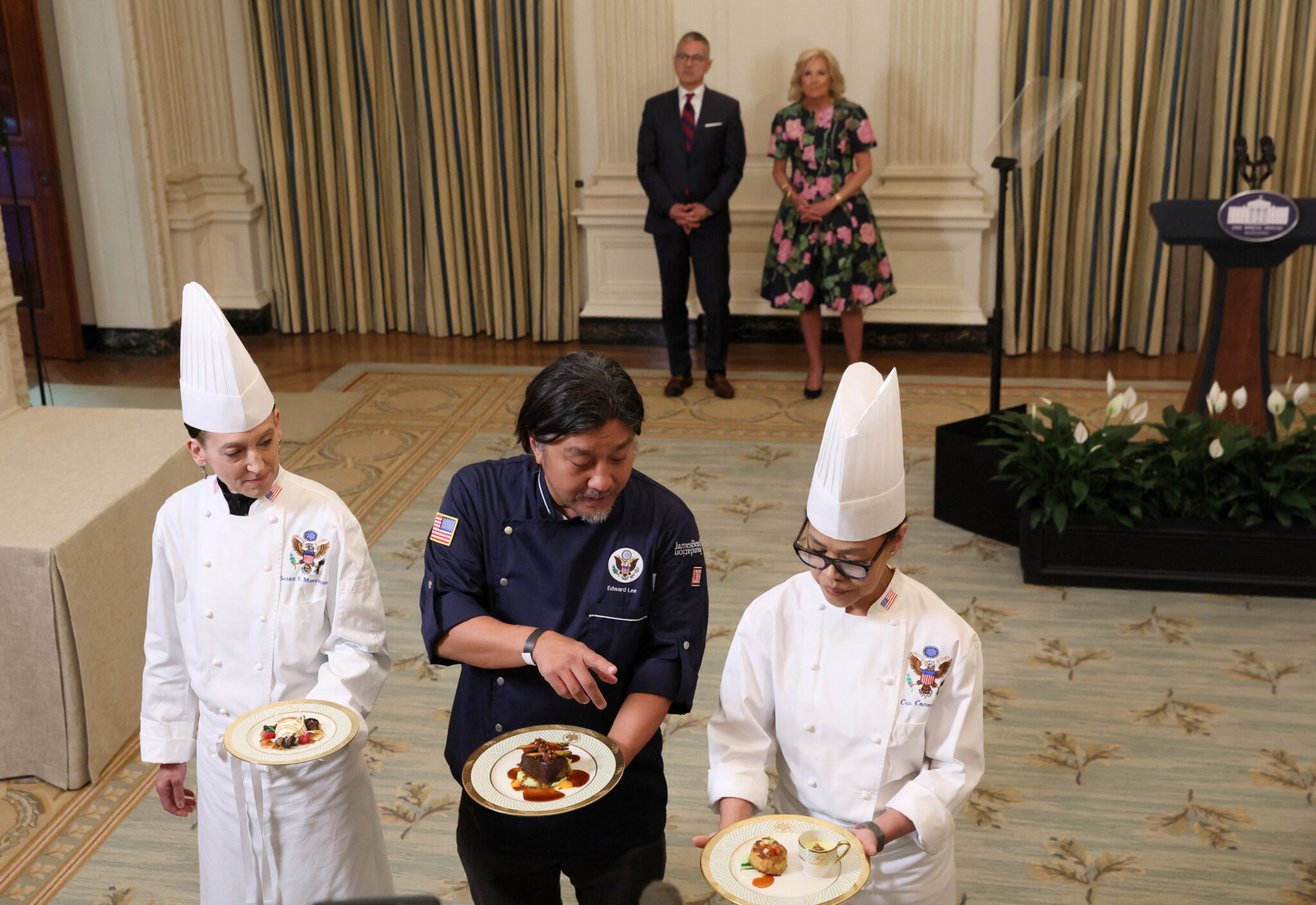 crab-cakes-beef-and-banana-splits-biden-s-south-korea-state-dinner