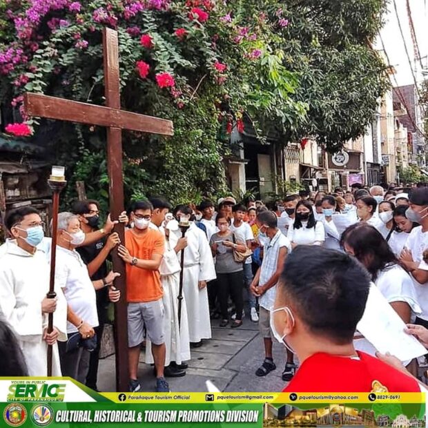 LOOK: Metro Manila churches hold Stations of the Cross for Holy Friday