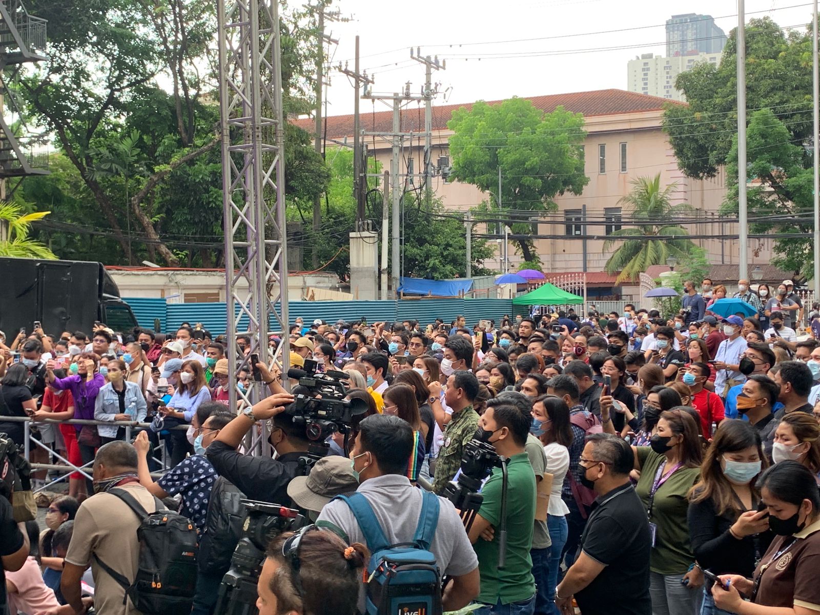 3,992 of 9,183 pass 2022 Bar exam Inquirer News