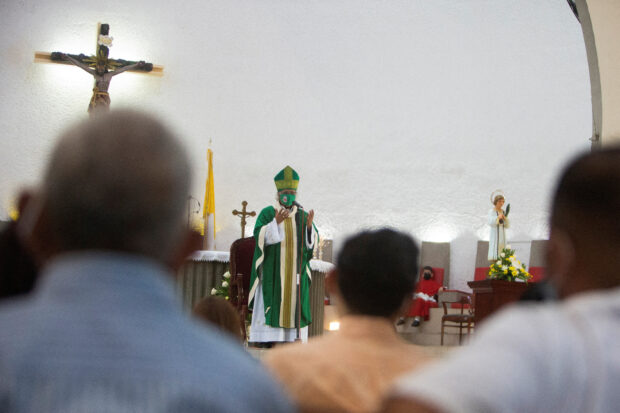 Nicaraguan police say they are investigating several dioceses of the Catholic Church for money laundering.