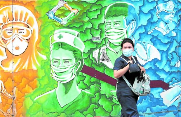 In Pasig City, pandemic-themed murals remind residents about the importance of wearing face masks in the fight against COVID-19. Health officials say the continued and proper wearing of masks is among the most effective ways to fight the virus. STORY: Mask rule return eyed amid COVID spike