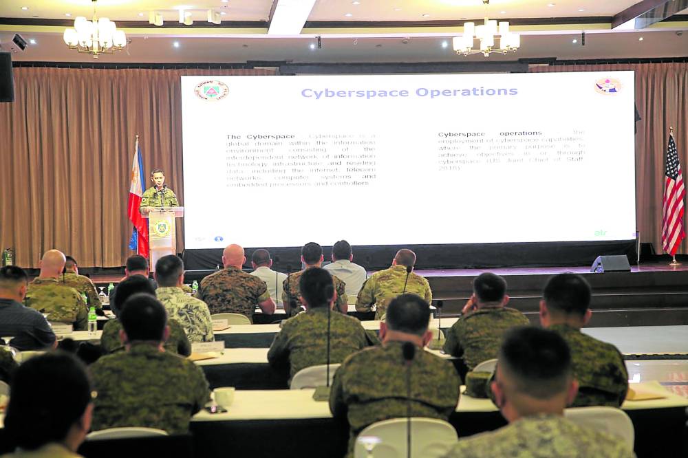 US, PH army troops hold cybersecurity training