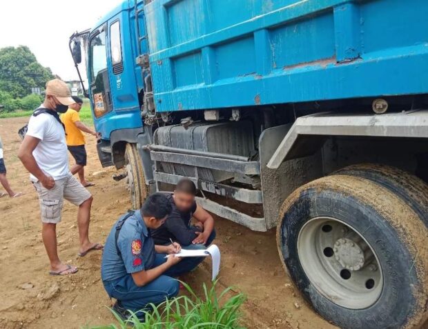 Indian man nabbed for alleged truck theft in Tarlac.