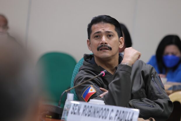 Senator Robin Padilla scolds customs personnel for allegedly not paying attention to him during a Senate hearing