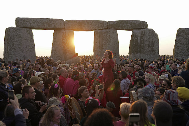 Stonehenge welcomes 8,000 visitors for summer solstice | Inquirer News