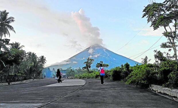 Mayon Volcano emitting smoke. STORY: Air quality around Mayon still ‘good,’ says EMB