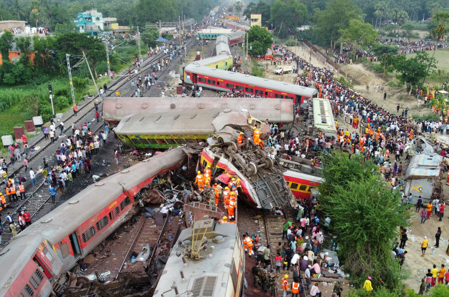 india-rescue-work-ends-as-focus-turns-to-cause-of-worst-train-crash-in