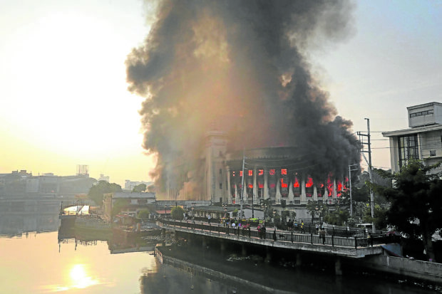 ICONIC LANDMARK The Manila Central Post Office still inflames on May 22. —RICHARD A. REYES