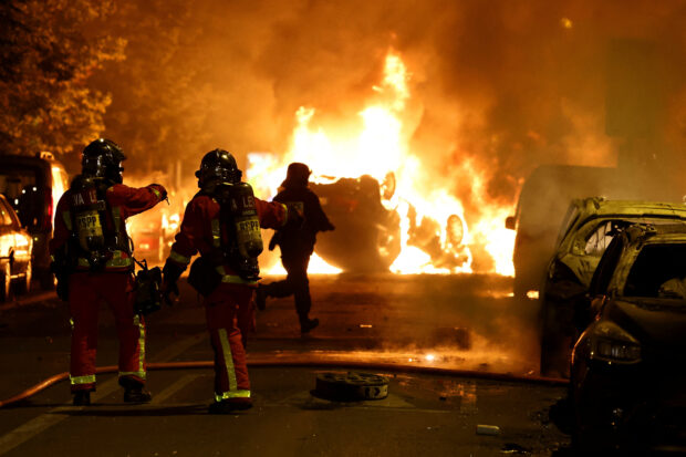 Second night of unrest erupts in France 