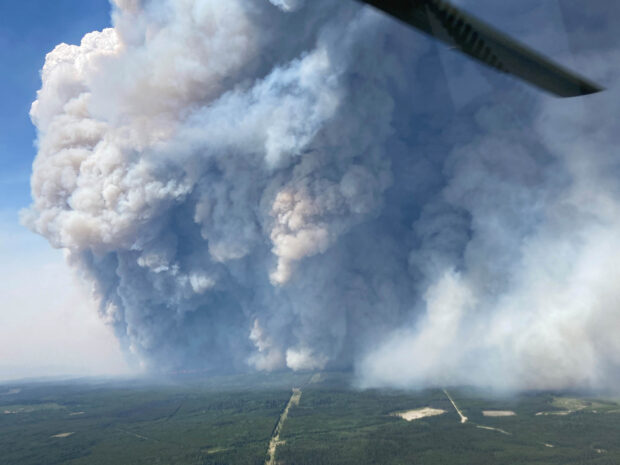 wildfires loosen grip on Quebec