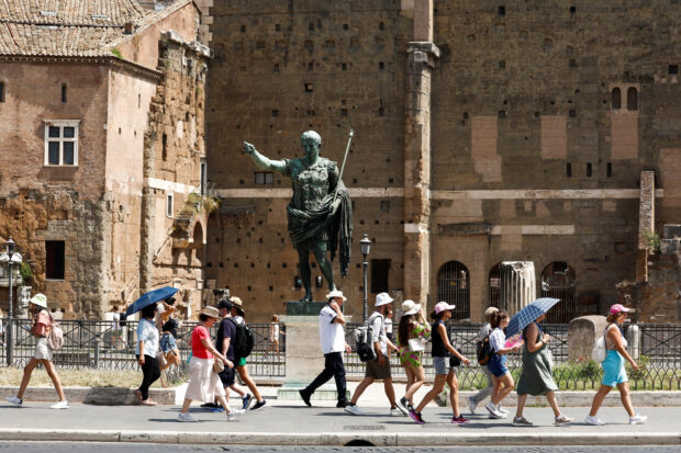 Europe’s sweltering summer a turnoff for tourists