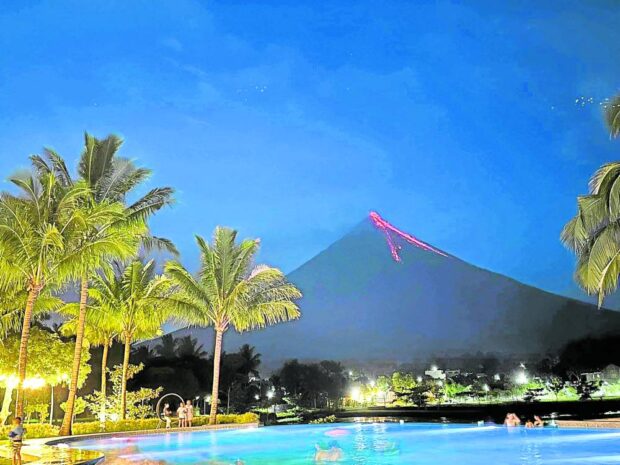 Mayon Volcano emits more sulfur dioxide
