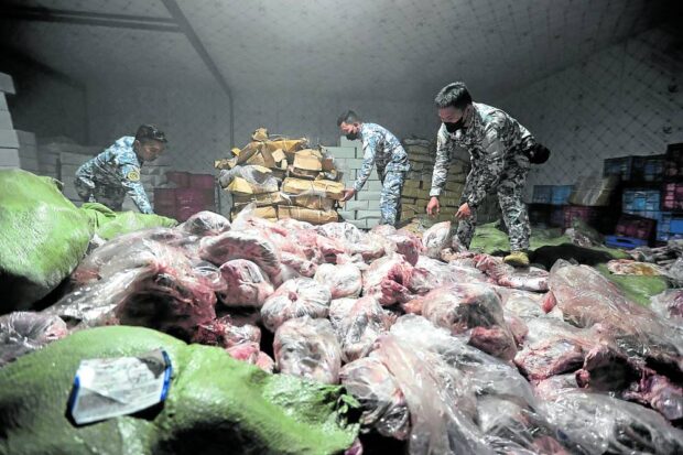 Spoiled frozen meat valued at P35 million seized in Bulacan raid