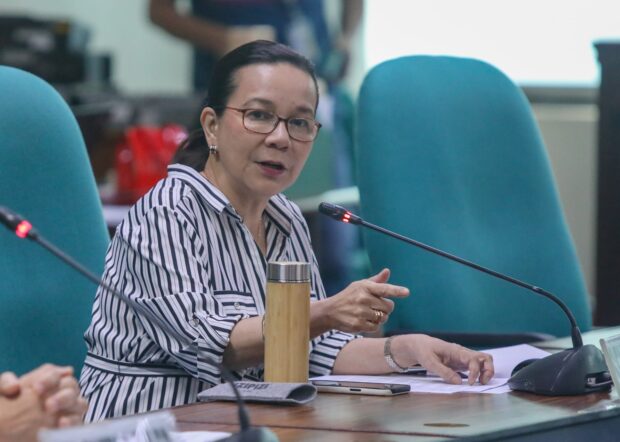 Senator Grace Poe on Monday chided the Land Transportation Office (LTO) over the reported 1.7 million license plates it has yet to distribute, urging them to arrange a “catch-up plan” to address the backlog.